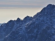 CIMA GREM  innevata e ventosa ad anello dal Colle di Zambla-30genn23- FOTOGALLERY